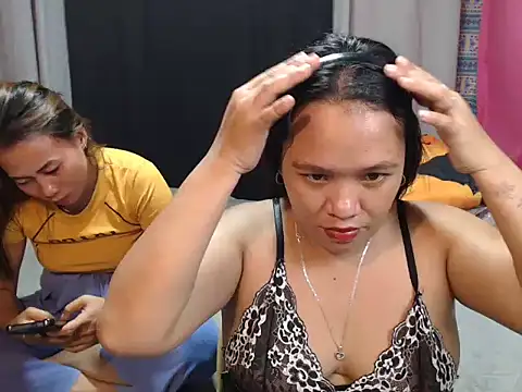 joanpetite online show from January 2026 01:23:02 AM