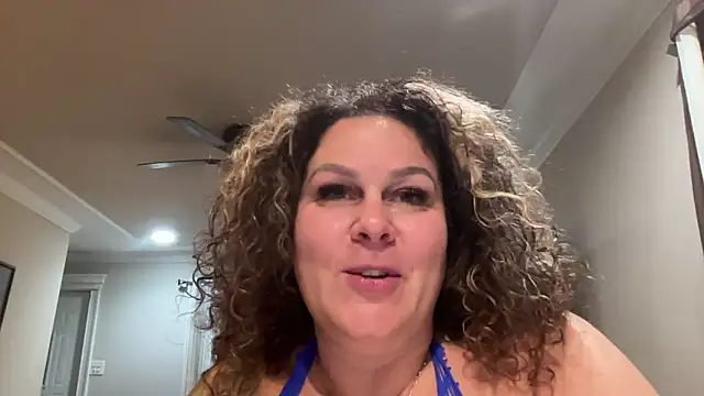 Snapshot of number1slut chatting on September 2025 03:34:02 AM number1slut online show from September 2025 03:34:02 AM