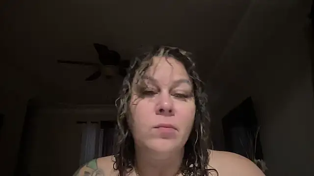 Snapshot of number1slut chatting on December 2025 12:59:02 PM number1slut online show from December 2025 12:59:02 PM