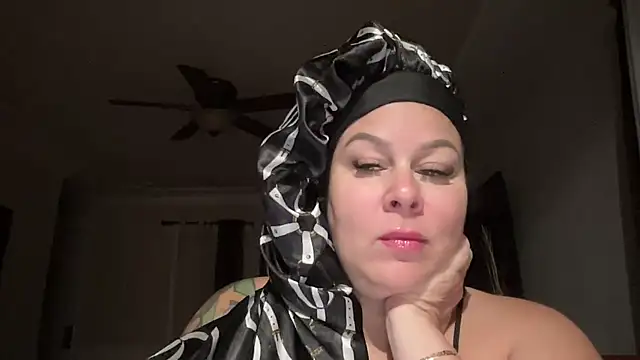 Snapshot of number1slut chatting on January 2026 12:42:01 PM number1slut online show from January 2026 12:42:01 PM