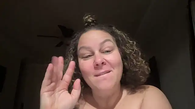 Snapshot of number1slut chatting on November 2025 12:19:02 PM number1slut online show from November 2025 12:19:02 PM