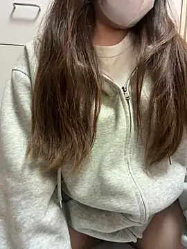 Snapshot of mayu06000 chatting on October 2025 05:34:02 PM mayu06000 online show from October 2025 05:34:02 PM