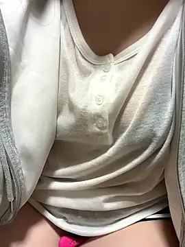 Snapshot of mayu06000 chatting on November 2025 04:22:01 PM mayu06000 online show from November 2025 04:22:01 PM