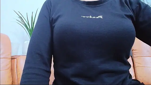 mylove20022 online show from February 2026 05:47:02 PM