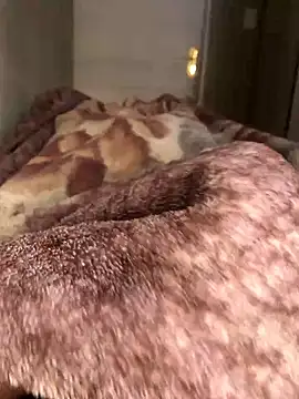 cuminsidebby online show from January 2026 05:00:01 AM