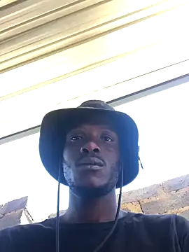 cuminsidebby online show from November 2025 10:36:02 AM