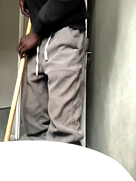 Snapshot of cuminsidebby chatting on October 2025 05:04:02 AM cuminsidebby online show from October 2025 05:04:02 AM