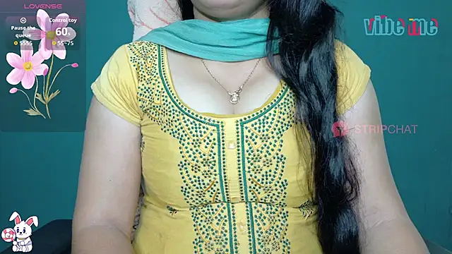 Snapshot of megHana_teLugGu chatting on September 2025 10:10:01 AM megHana teLugGu online show from September 2025 10:10:01 AM