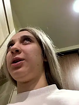 yourfavpsy  online show from January 2026 01:04:02 PM