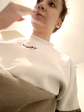 yourfavpsy  online show from November 2025 11:32:01 AM