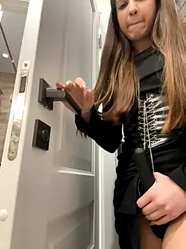 yourfavpsy  online show from November 2025 02:18:02 PM