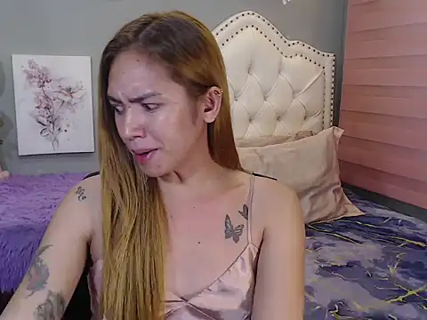 urGoddessChloexxx online show from January 2026 11:43:01 PM