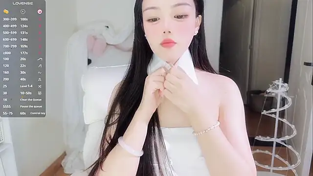 MM-feifei online show from October 2025 03:34:02 PM