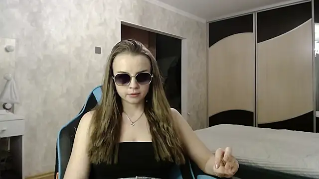 Snapshot of Lio_noy chatting on November 2025 09:15:01 PM Lio noy online show from November 2025 09:15:01 PM