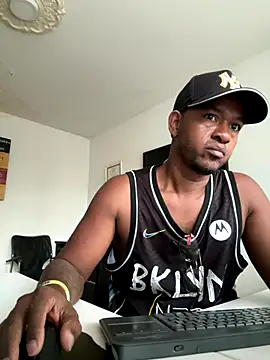 AndyCalifornia1 online show from October 2025 12:31:02 PM