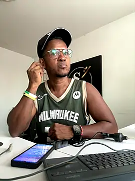 AndyCalifornia1 online show from September 2025 01:28:02 PM