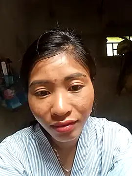 Phuongphuongg online show from October 2025 02:02:01 AM