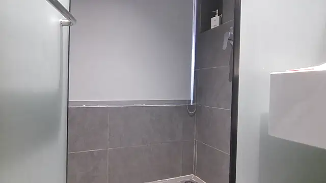 Snapshot of BigDickDaddddy chatting on October 2025 06:25:01 AM BigDickDaddddy online show from October 2025 06:25:01 AM