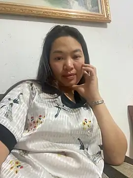 Nhung584 online show from October 2025 11:56:01 AM