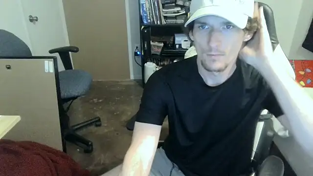 Partyguy92 online show from November 2025 01:42:01 AM