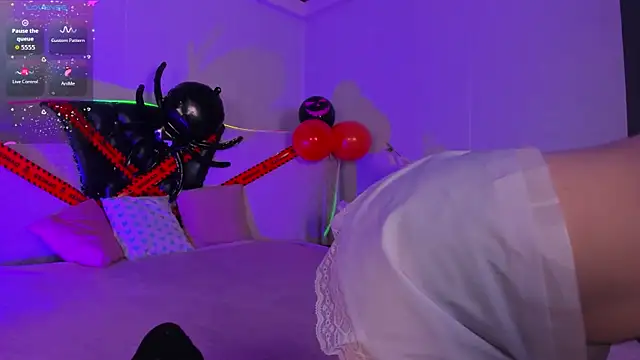 M1BabyG1rl online show from November 2025 07:57:01 AM