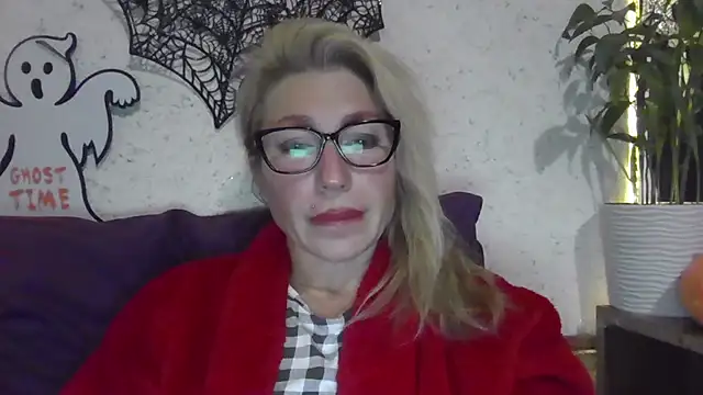 fox red lady7 online show from November 2025 09:29:01 PM