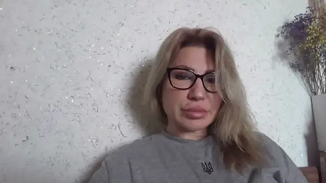 fox red lady7 online show from March 2026 07:15:01 AM