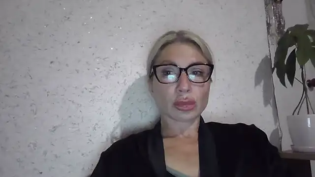 fox red lady7 online show from May 2026 07:14:01 PM