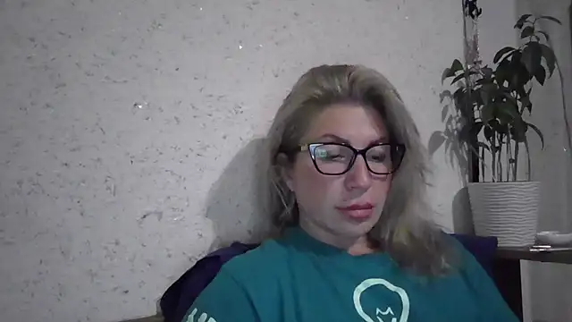 fox red lady7 online show from November 2025 05:50:01 PM