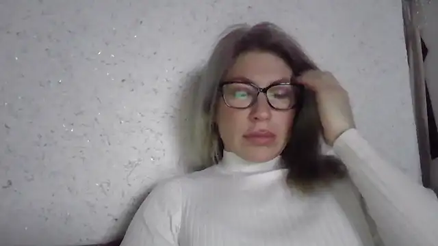 Snapshot of fox_red_lady7 chatting on February 2026 02:36:02 PM fox red lady7 online show from February 2026 02:36:02 PM