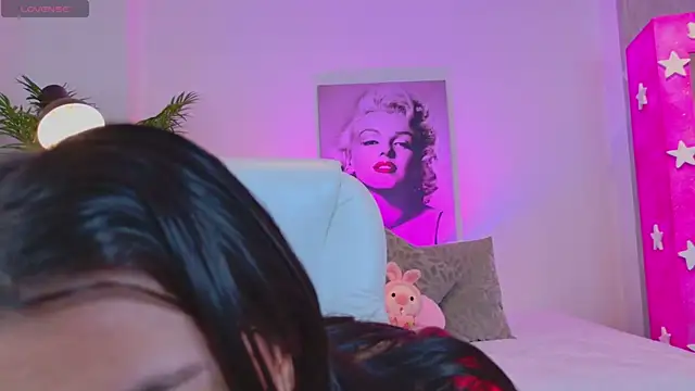 LUNAA    online show from March 2026 03:44:02 AM