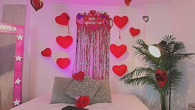 LUNAA    online show from February 2026 03:50:01 AM