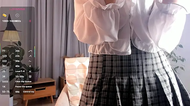 UdelaDodson online show from November 2025 01:17:01 AM