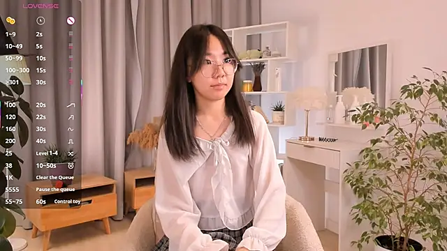 UdelaDodson online show from November 2025 01:10:02 AM