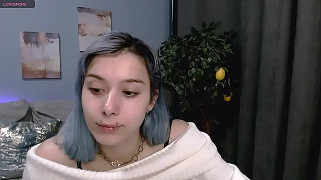SophieAsh online show from September 2025 03:41:02 PM
