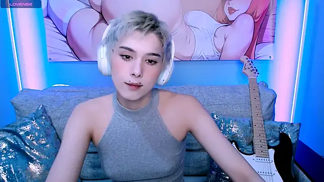 SophieAsh online show from November 2025 03:00:02 PM