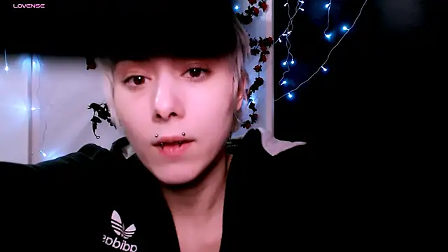 SophieAsh online show from January 2026 06:58:01 PM