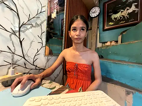 Snapshot of asya_chris chatting on December 2025 04:47:01 AM asya chris online show from December 2025 04:47:01 AM