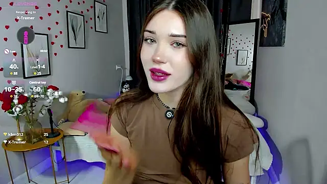 MollyBaby online show from March 2026 01:35:02 PM