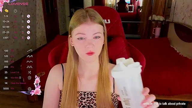 Jenny Skinner20 online show from April 2026 06:00:02 PM