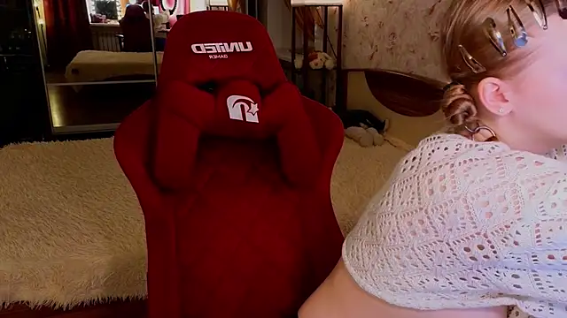 Jenny Skinner20 online show from December 2025 07:27:01 PM