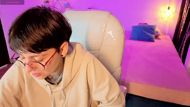 Nathaly ds online show from November 2025 07:45:02 AM