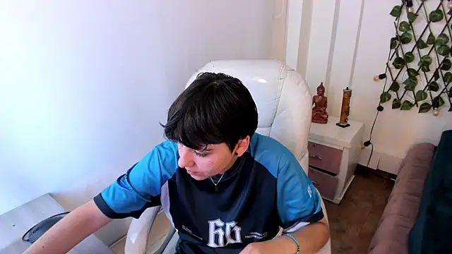 Nathaly ds online show from November 2025 07:35:01 PM