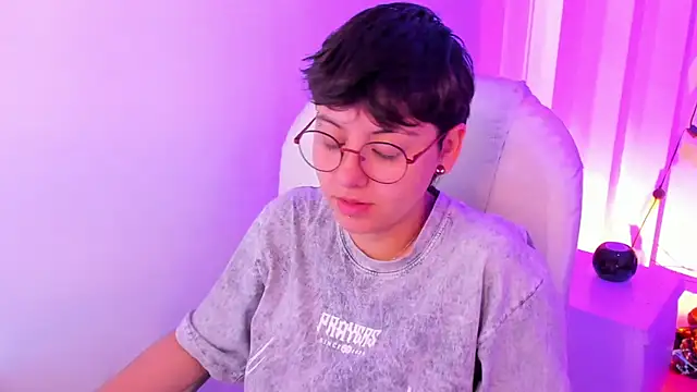 Nathaly ds online show from March 2026 07:35:01 PM