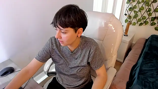 Nathaly ds online show from November 2025 07:40:02 PM