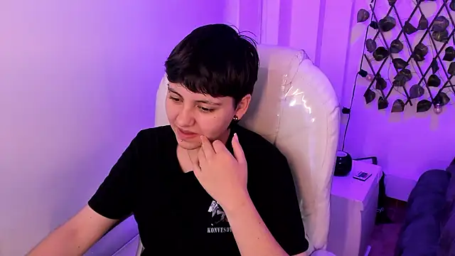 Nathaly ds online show from March 2026 02:08:02 PM