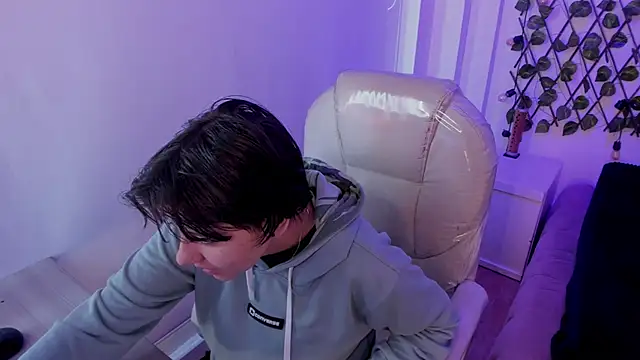 Nathaly ds online show from October 2025 08:09:01 PM