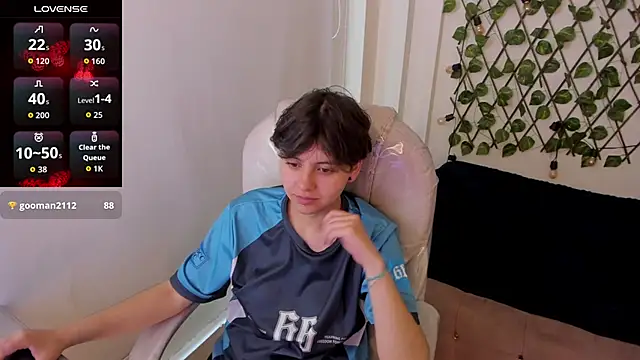 Nathaly ds online show from October 2025 07:35:02 PM