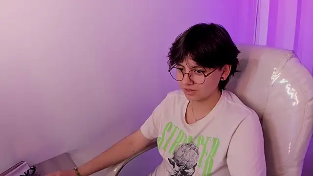 Nathaly ds online show from January 2026 07:12:01 PM