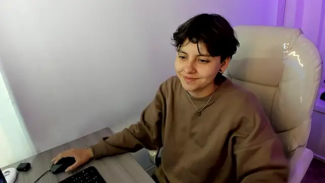 Nathaly ds online show from February 2026 02:07:02 AM